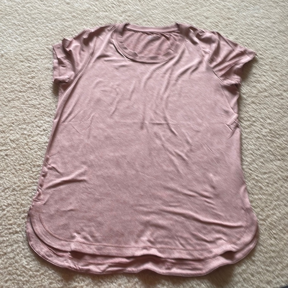 Athleta Untempo Tee size medium